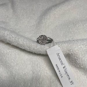 Seasonal Whispers Ring